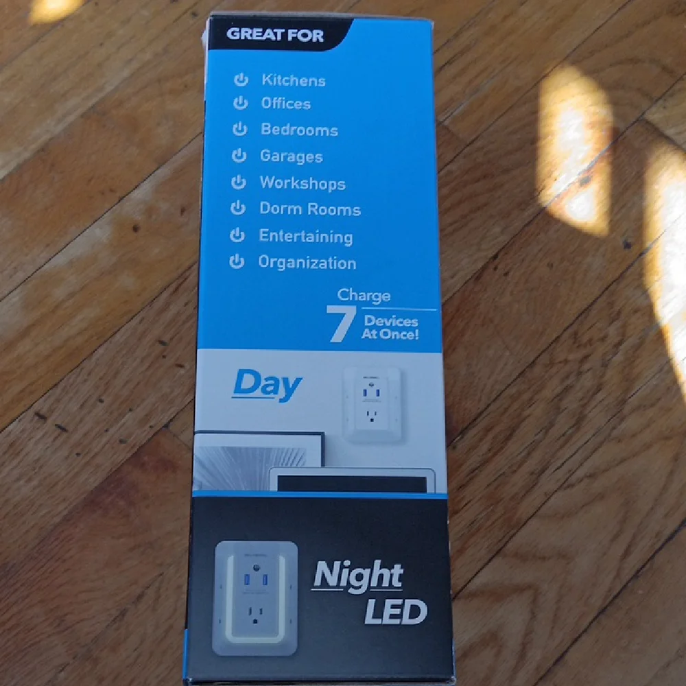 Wall Power Surge Protector with USB Ports - White